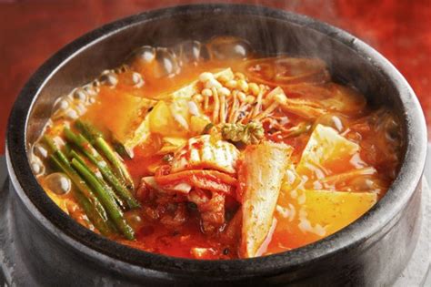 스타필드 음식점: 우주에서도 맛있는 김치찌개를 찾을 수 있을까?